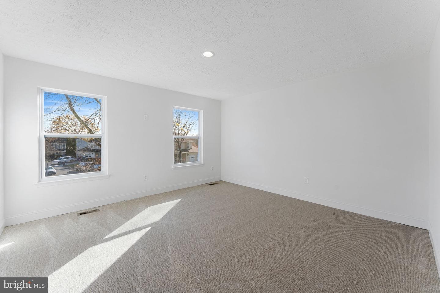 13016 Gershwin Way photo 33