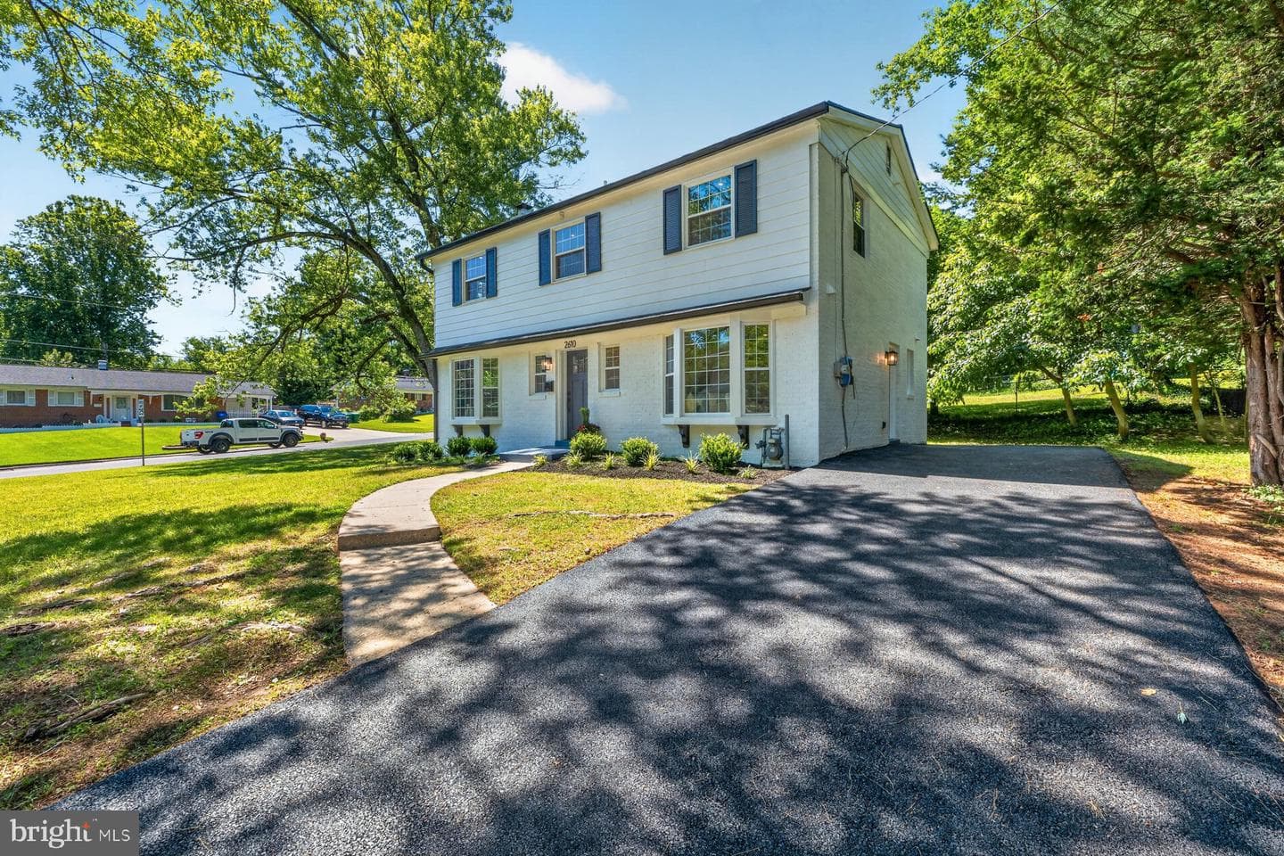 2610 Silverdale Drive photo 43