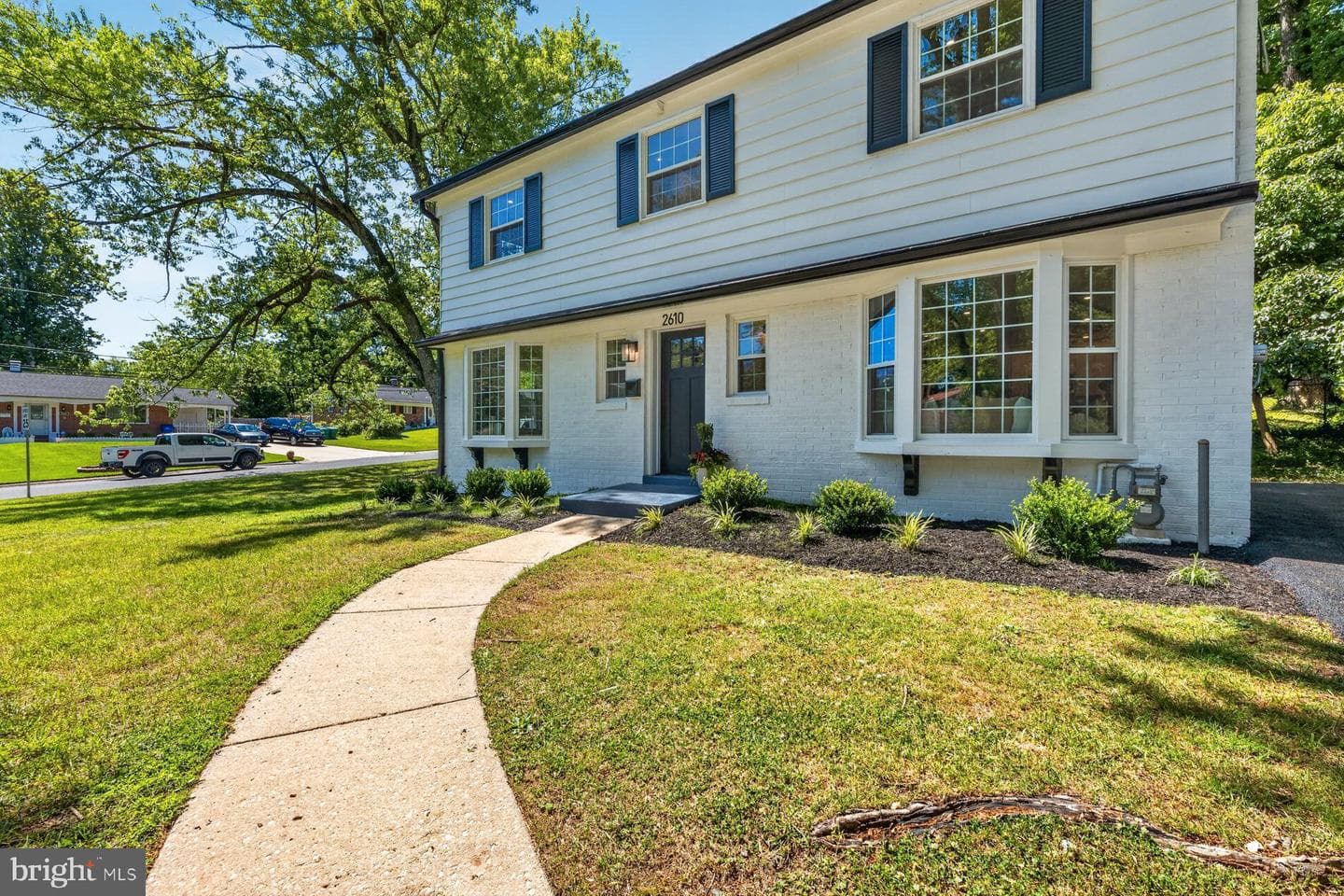2610 Silverdale Drive photo 47