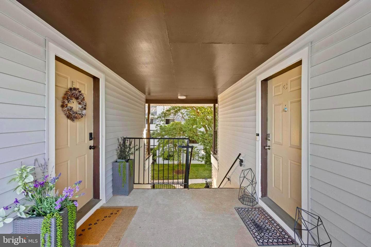 1611 Carriage House Terrace #1611-F photo 12