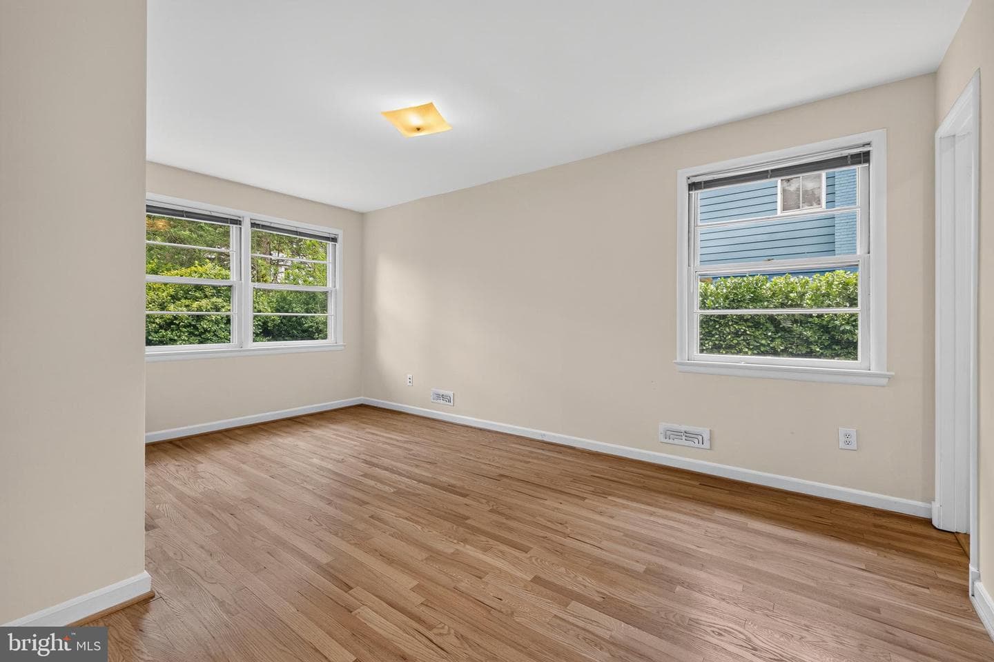3505 Kensington Court photo 19