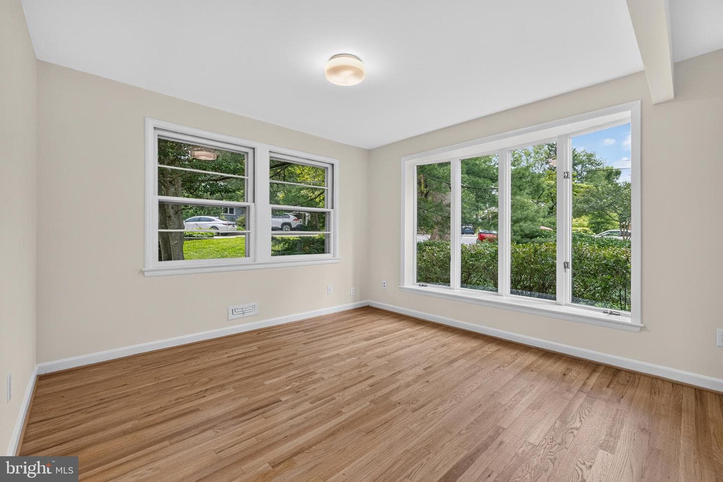 3505 Kensington Court photo 8
