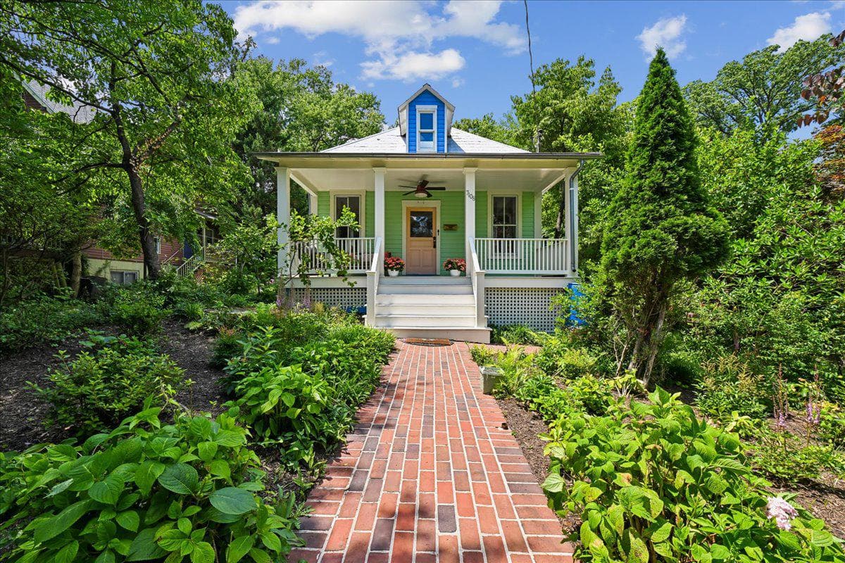 7108 Holly Avenue, Takoma Park