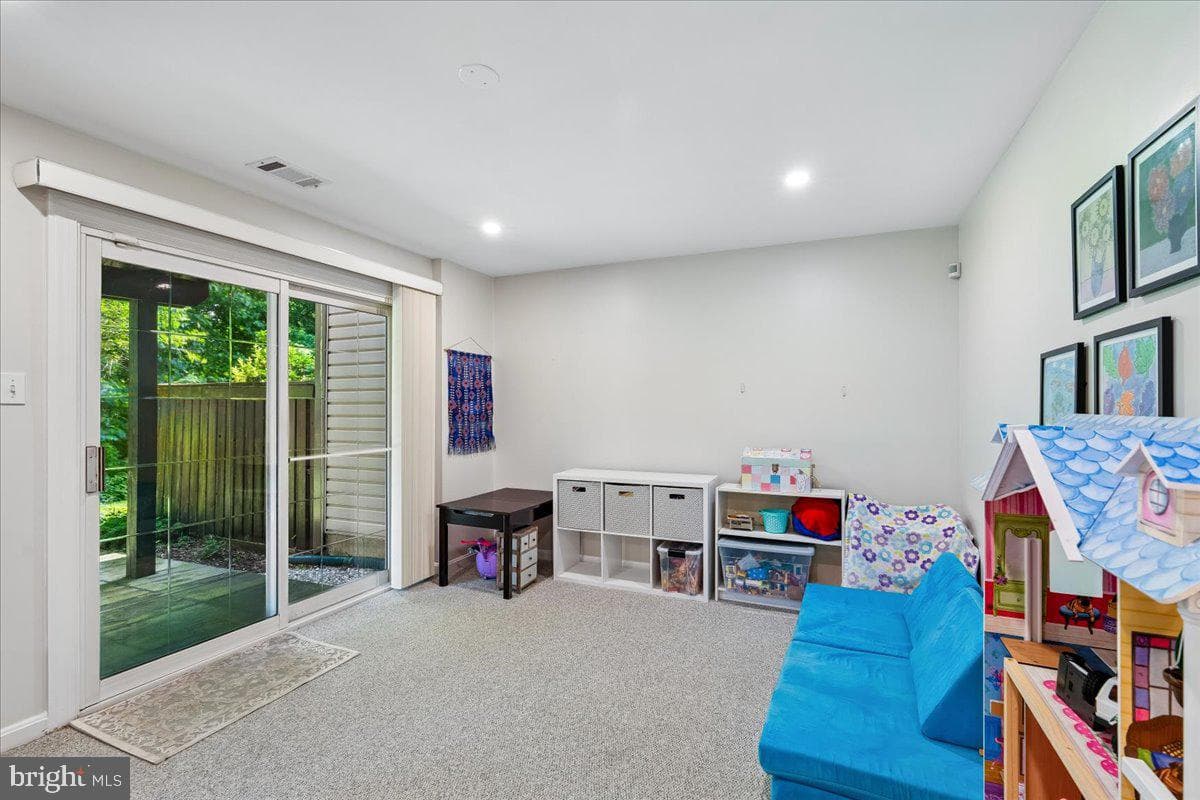 25 Tivoli Lake Court photo 40