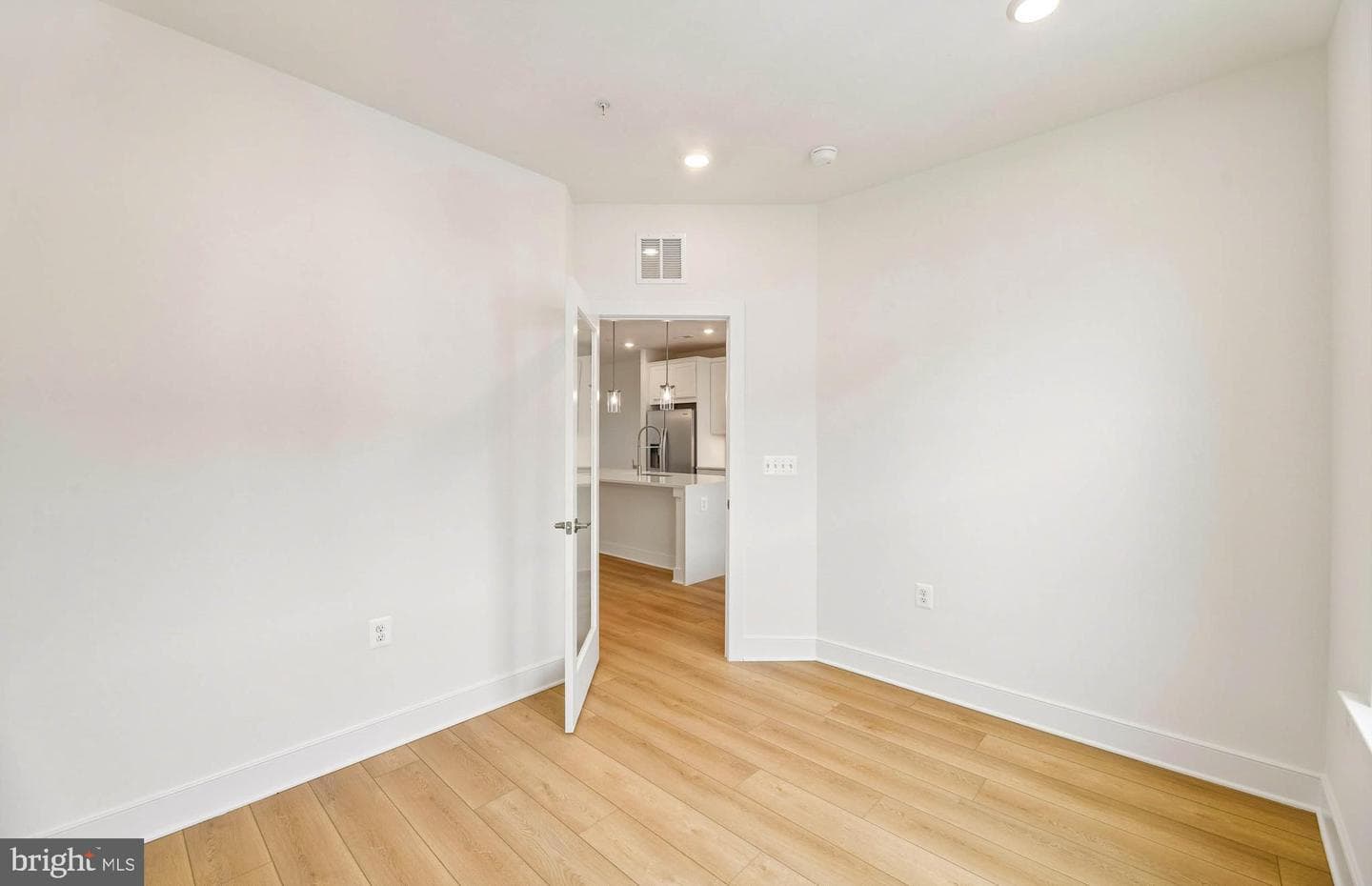 512 Parkview Avenue photo 18