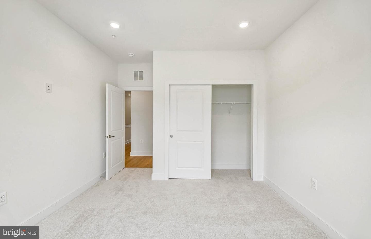 512 Parkview Avenue photo 31