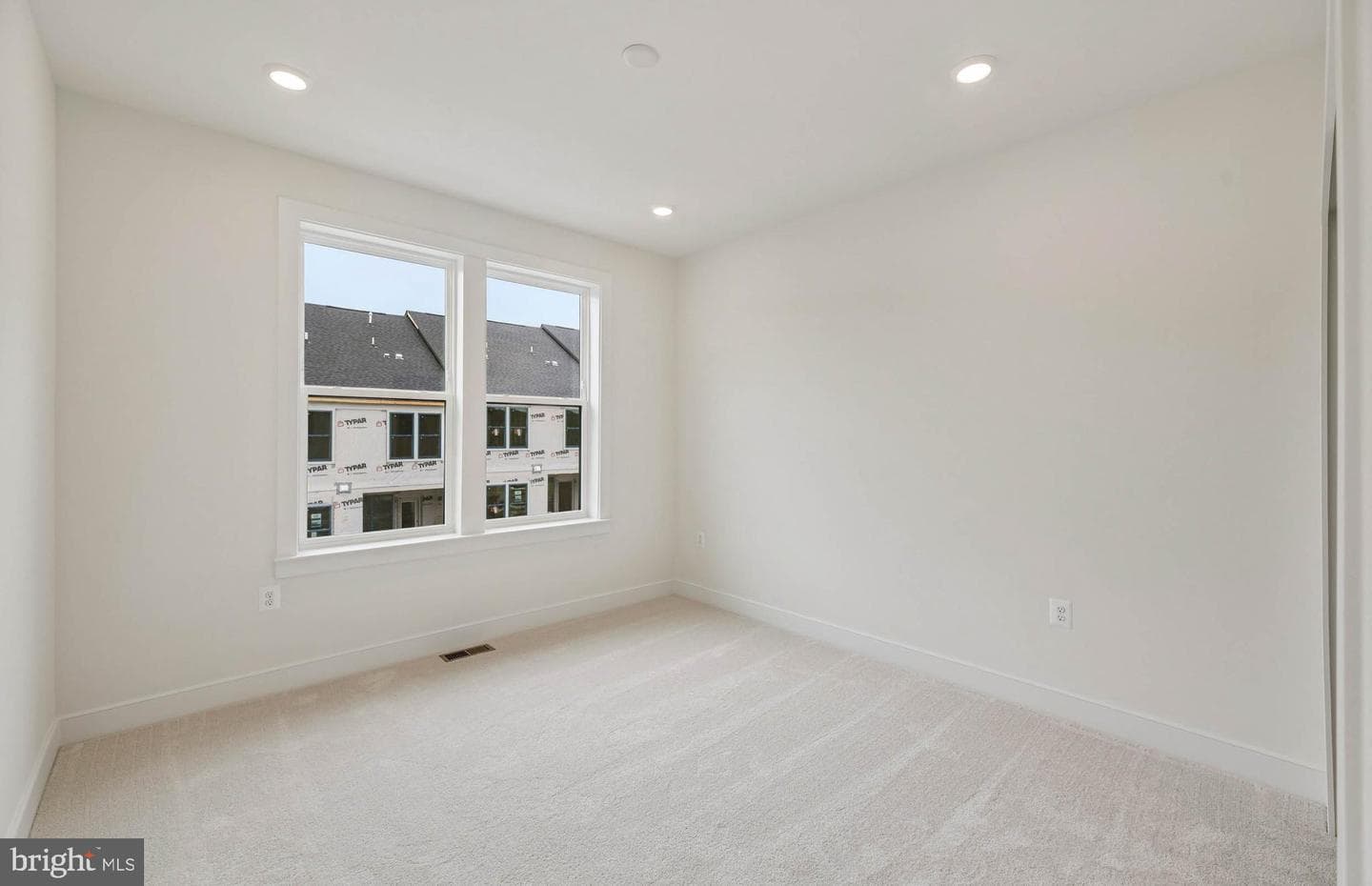 512 Parkview Avenue photo 35