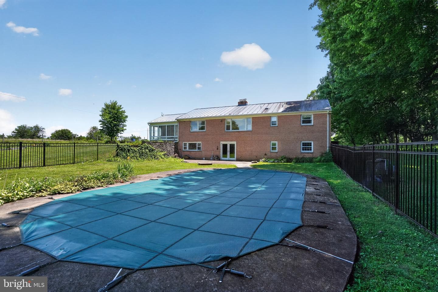 22300 Peach Tree Road photo 12