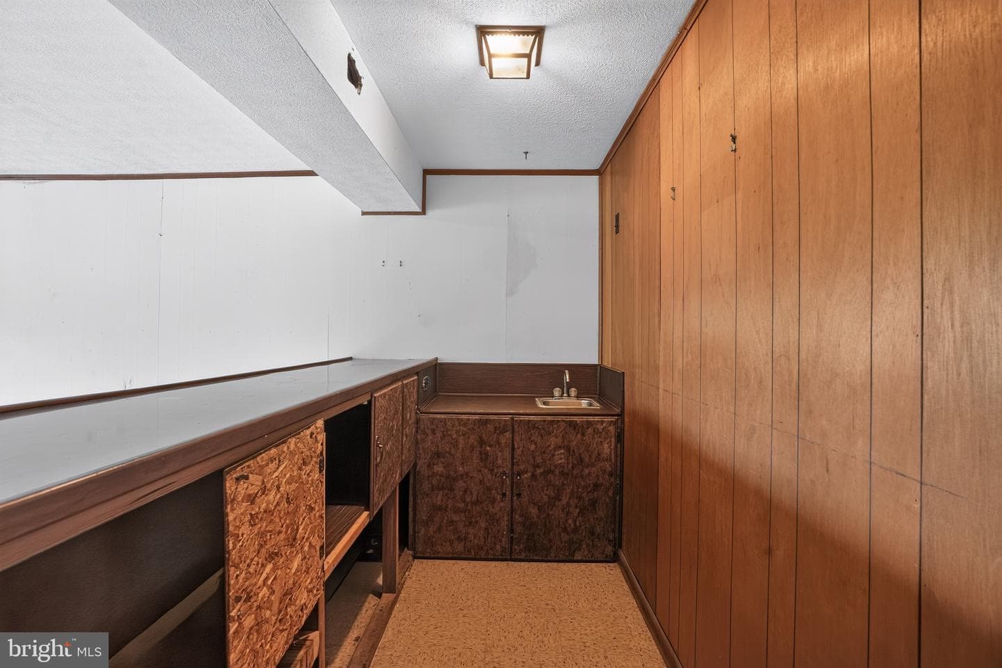 22300 Peach Tree Road photo 39