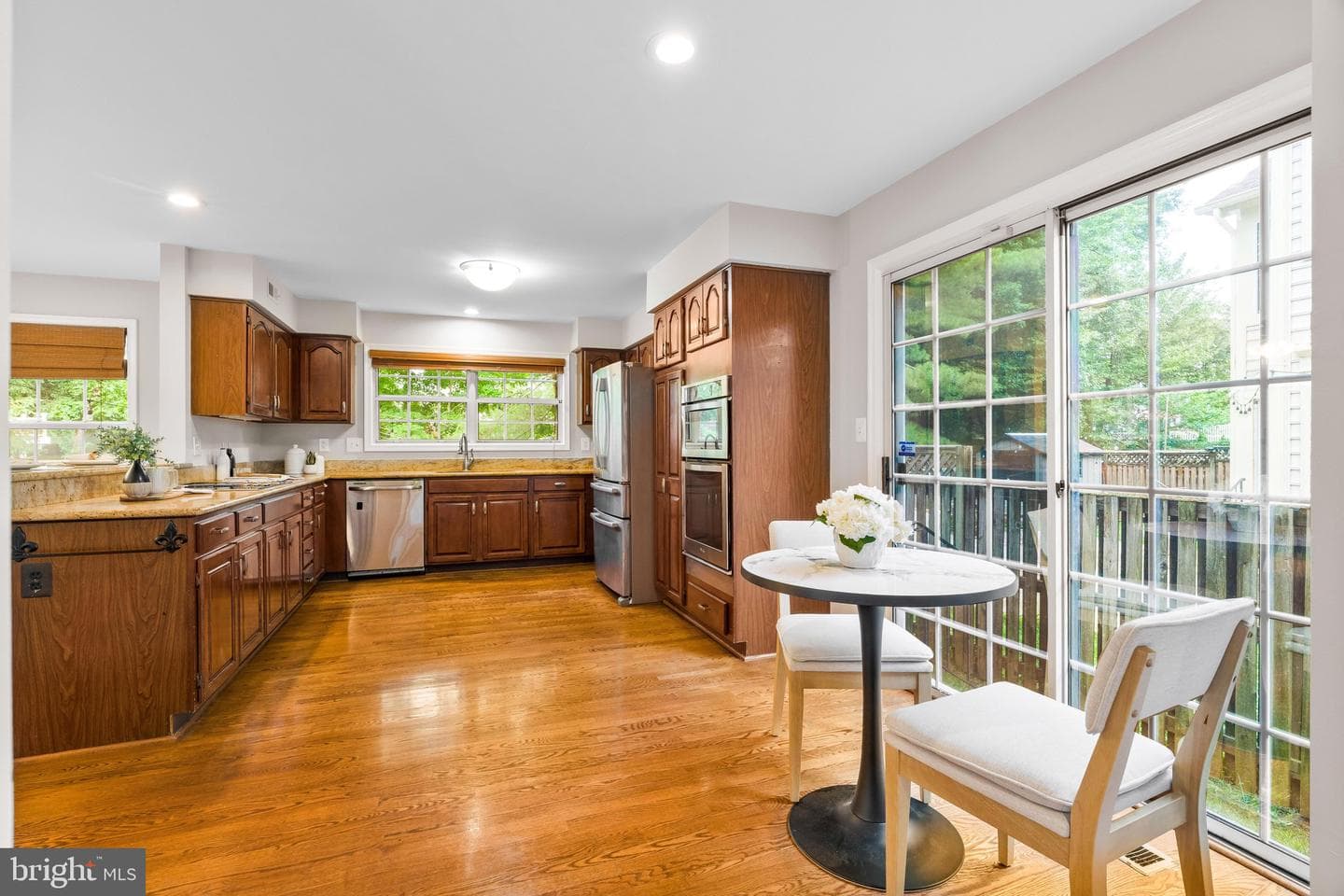 8329 Marketree Circle photo 11