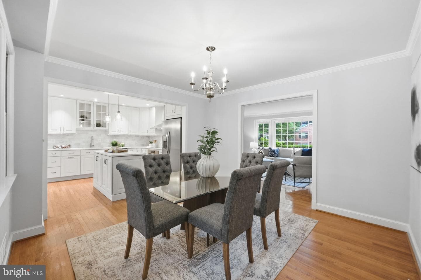 5910 Overlea Road photo 10