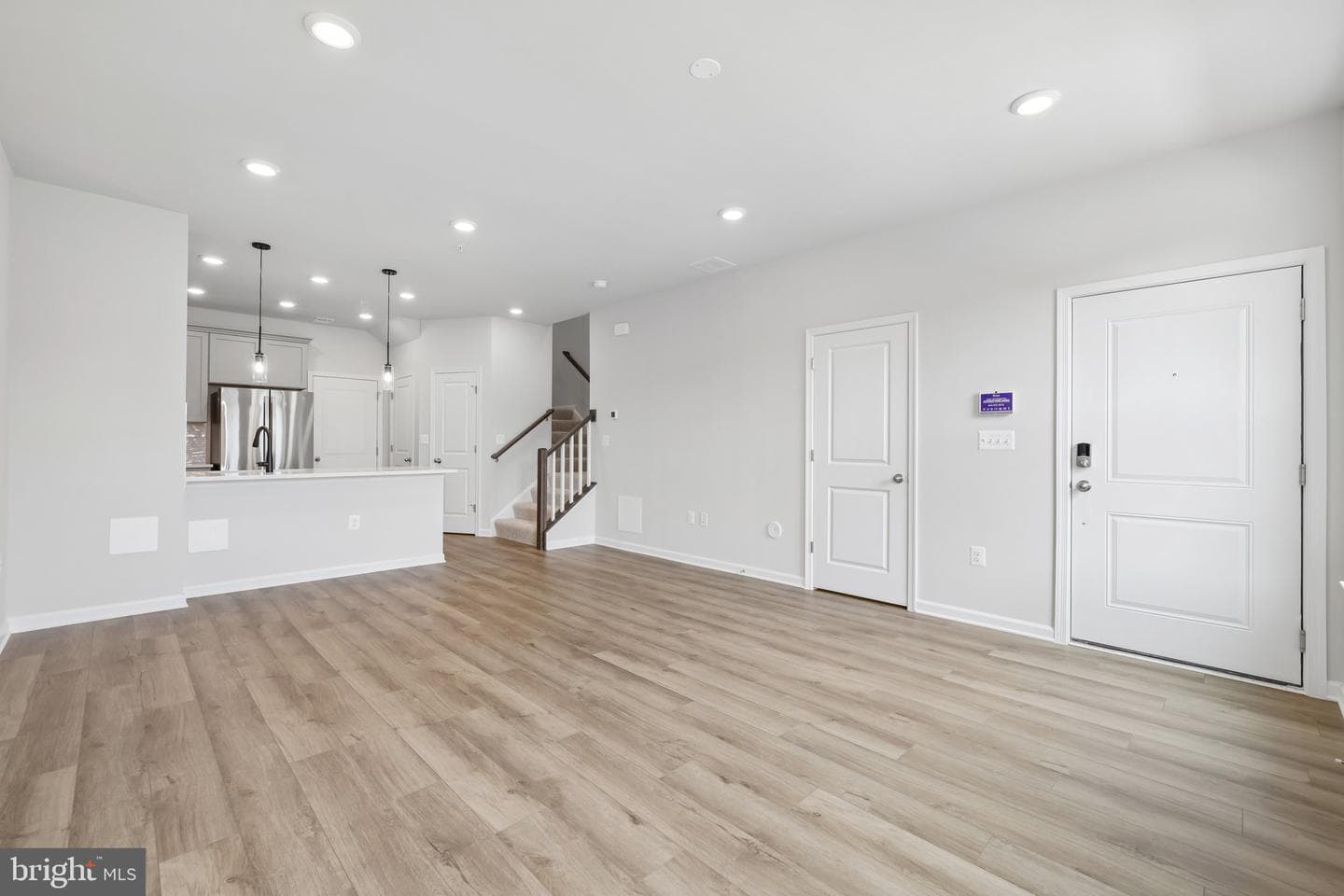 19542 Village Walk Drive photo 8