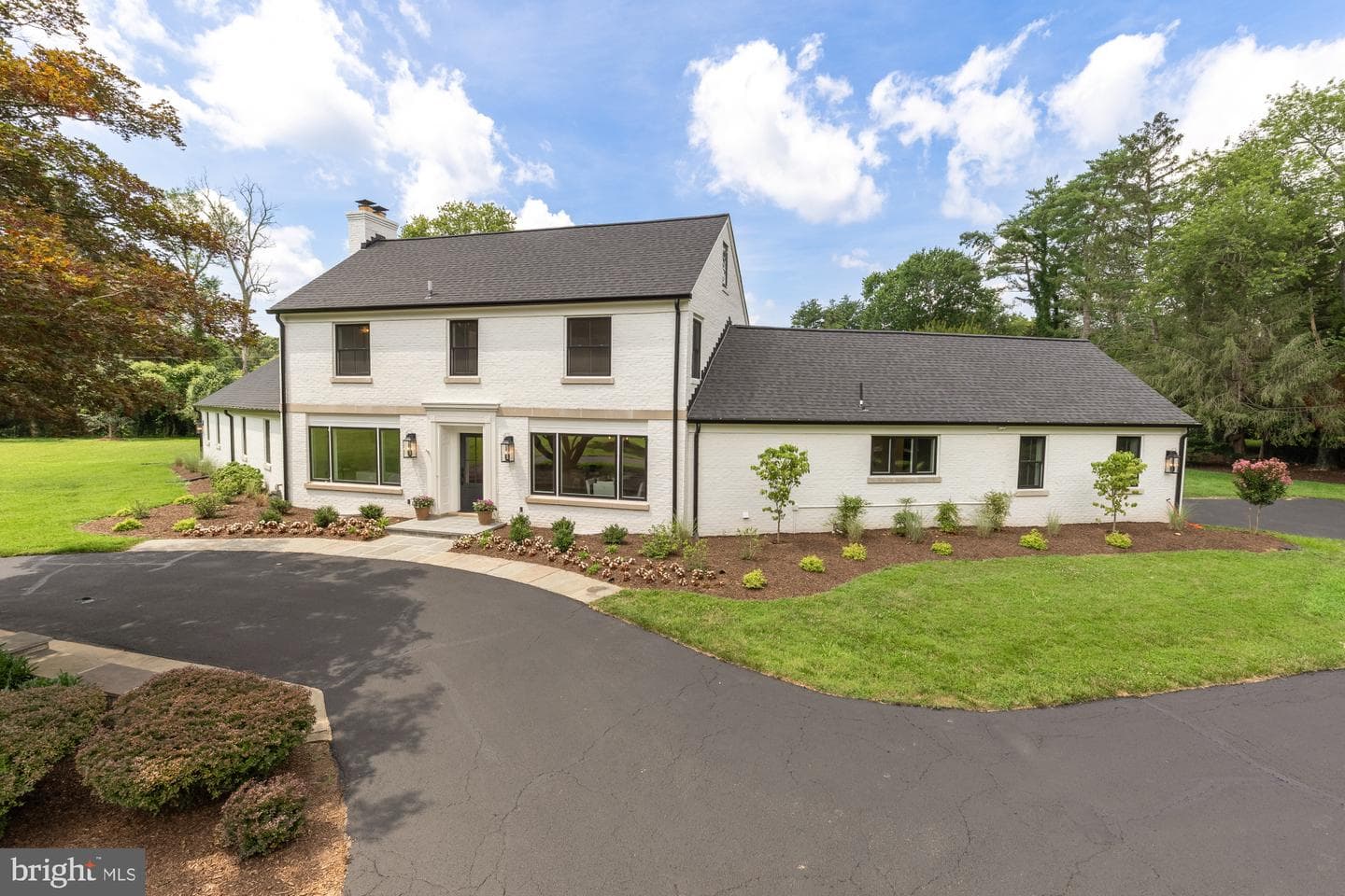 10700 Alloway Drive, Potomac