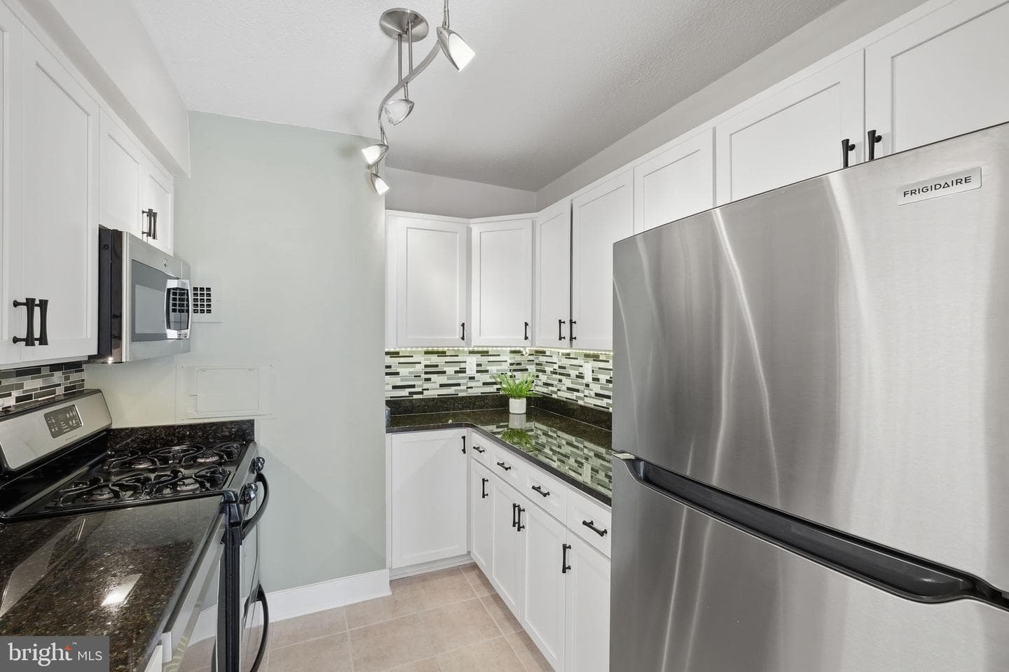 1220 Blair Mill Road #210 photo 8