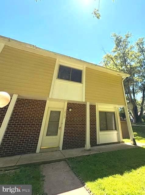 18735 Ginger Court photo 3