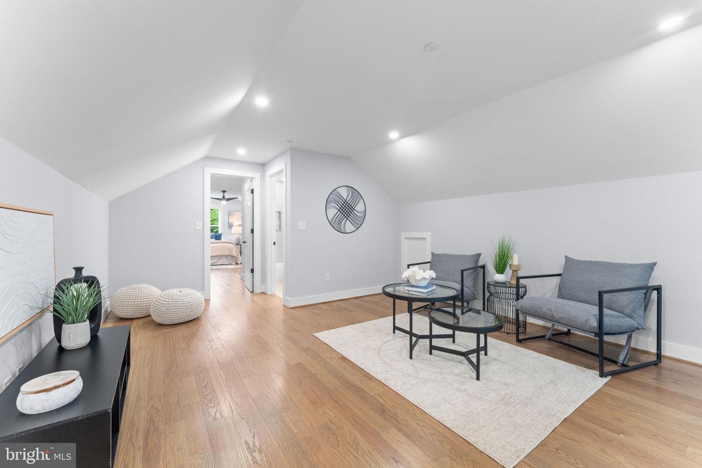 8104 Woodhaven Boulevard photo 48