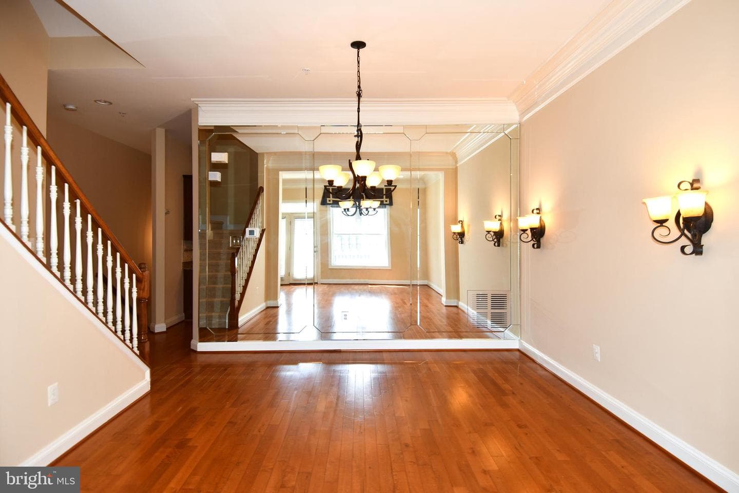 589 Cedar Spring Street photo 7