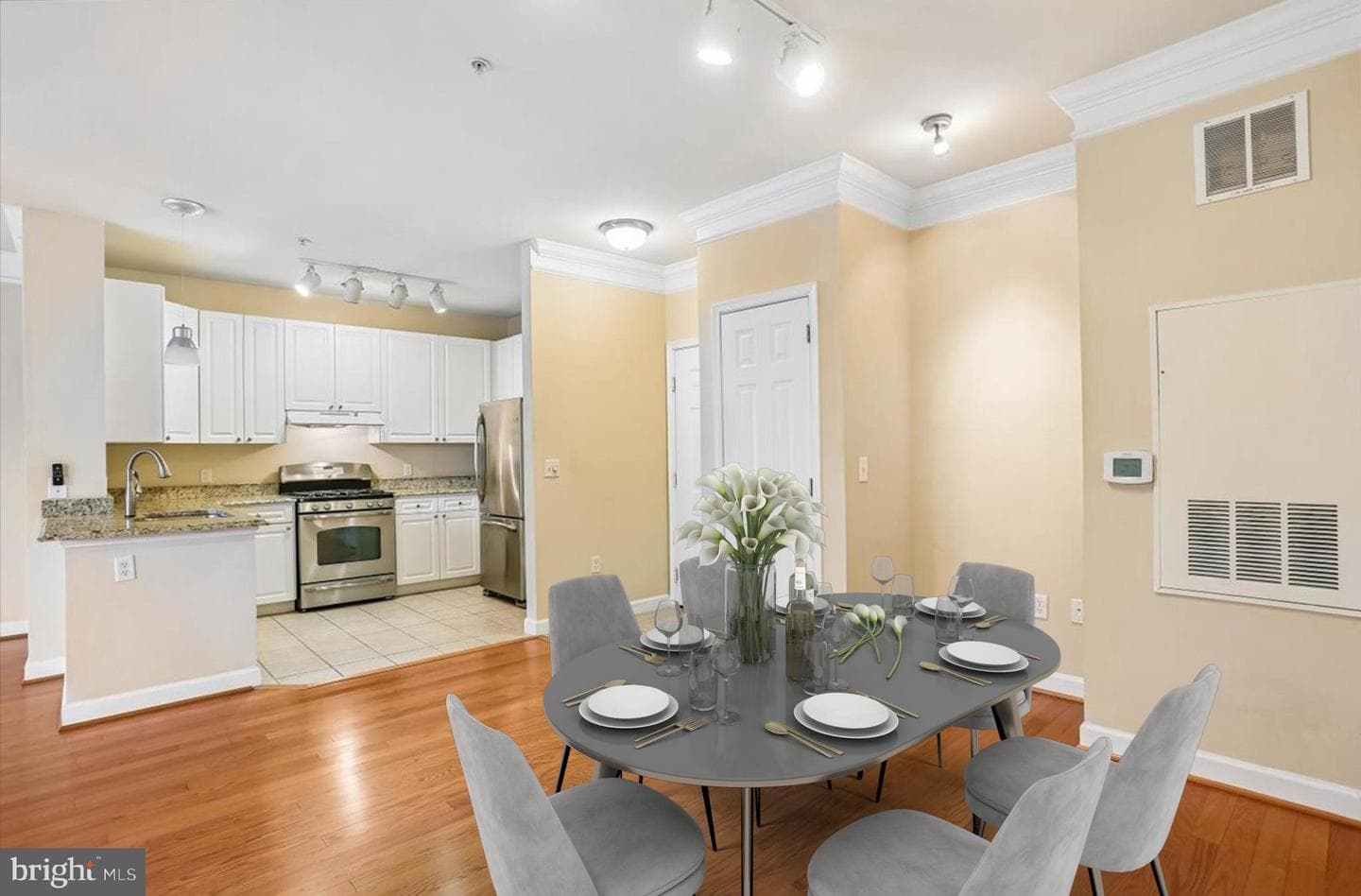 501 Hungerford Drive #105 photo 4