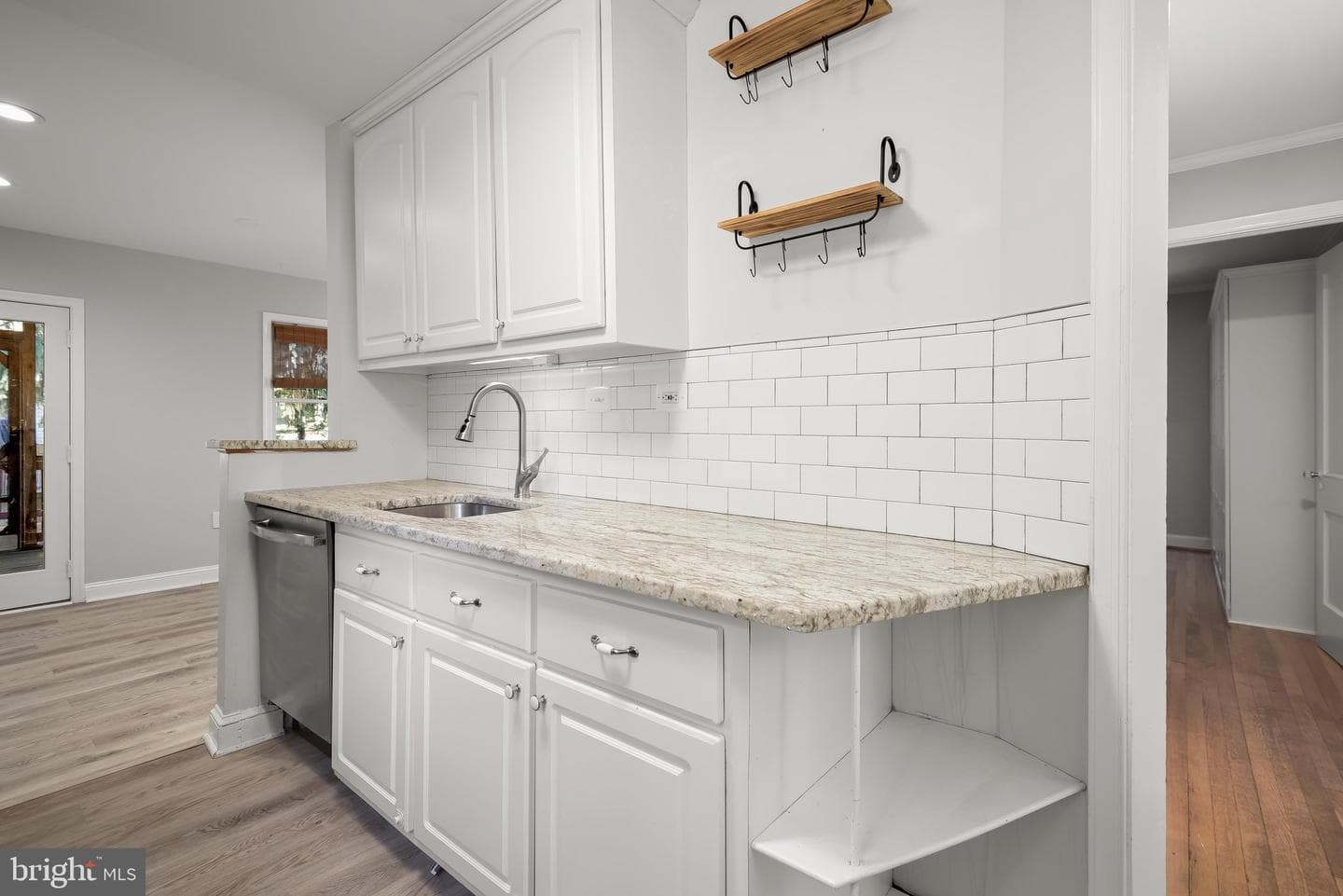 10817 Madison Street photo 11