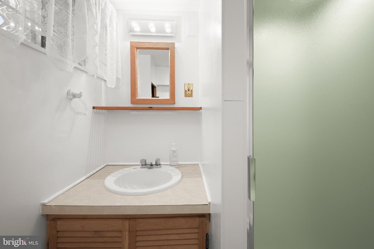10817 Madison Street photo 25
