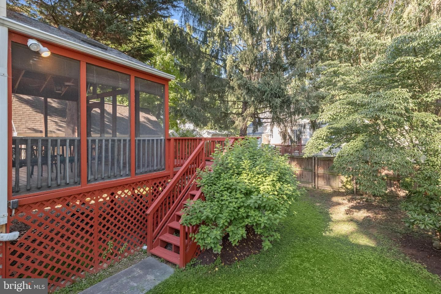 10817 Madison Street photo 31