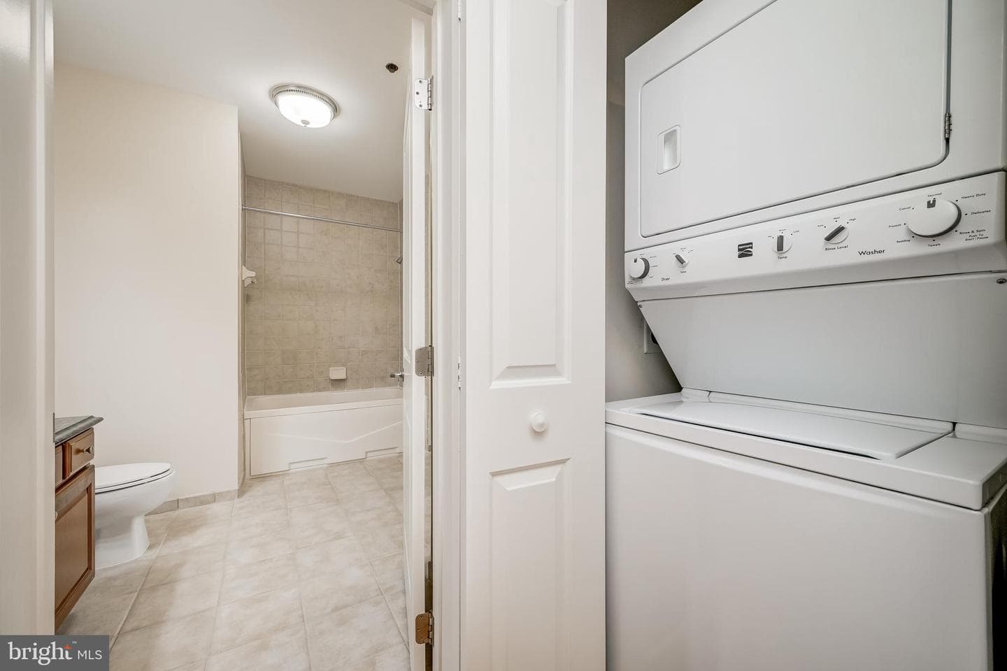 38 Maryland Avenue #602 photo 7