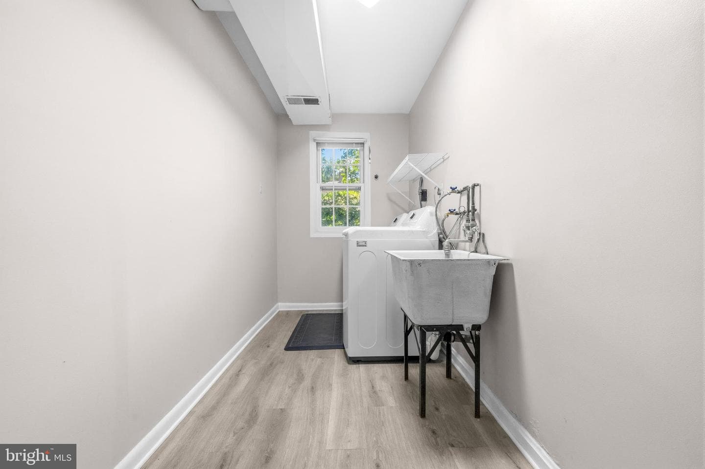 3406 Glenmoor Drive photo 18