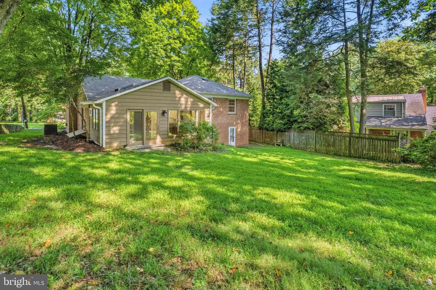 3406 Glenmoor Drive photo 29