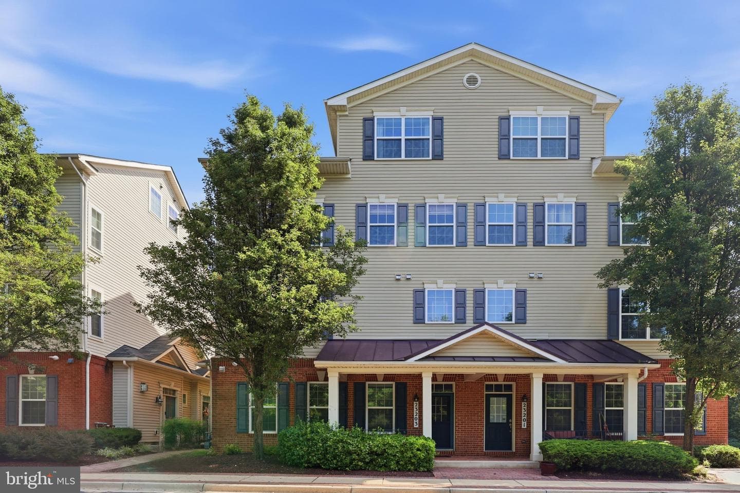 23203 Roberts Tavern Dr # 2241, Clarksburg