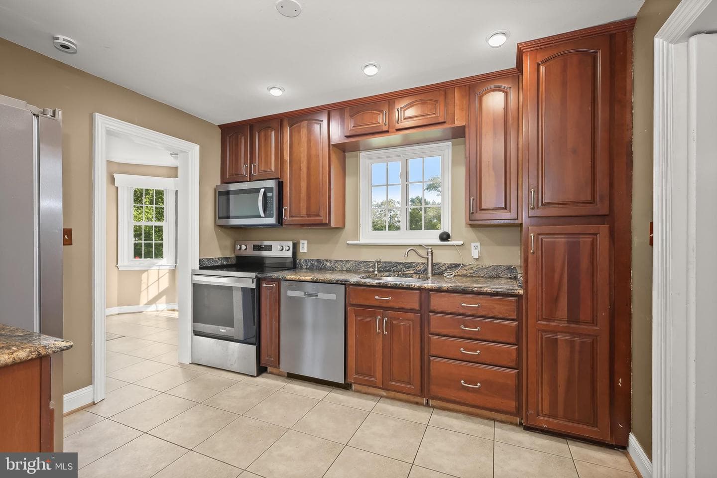 16510 Batchellors Forest Road photo 22