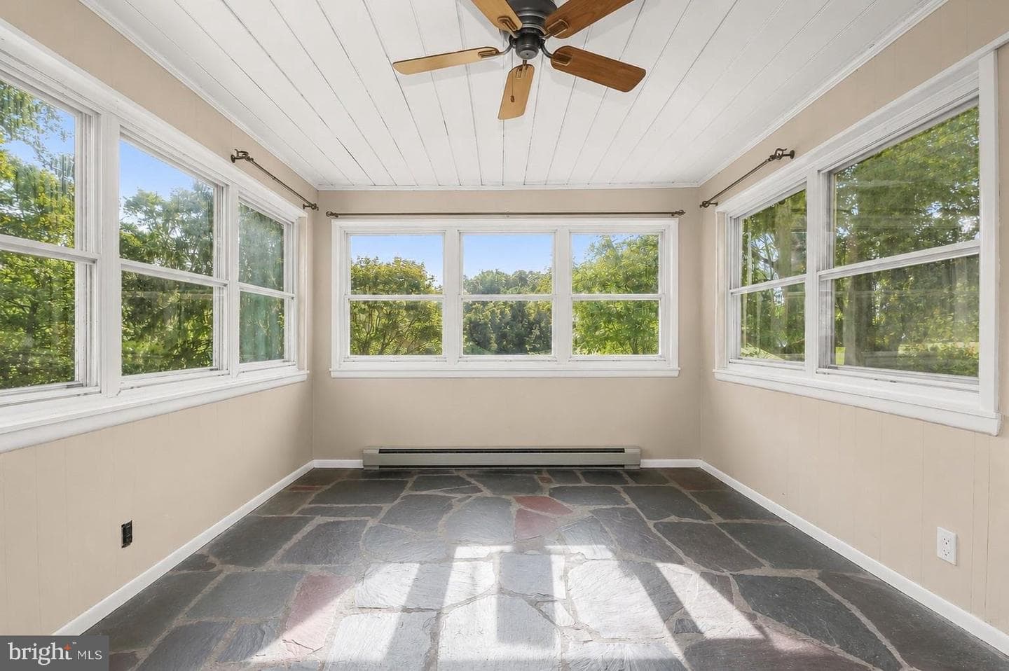 16510 Batchellors Forest Road photo 32