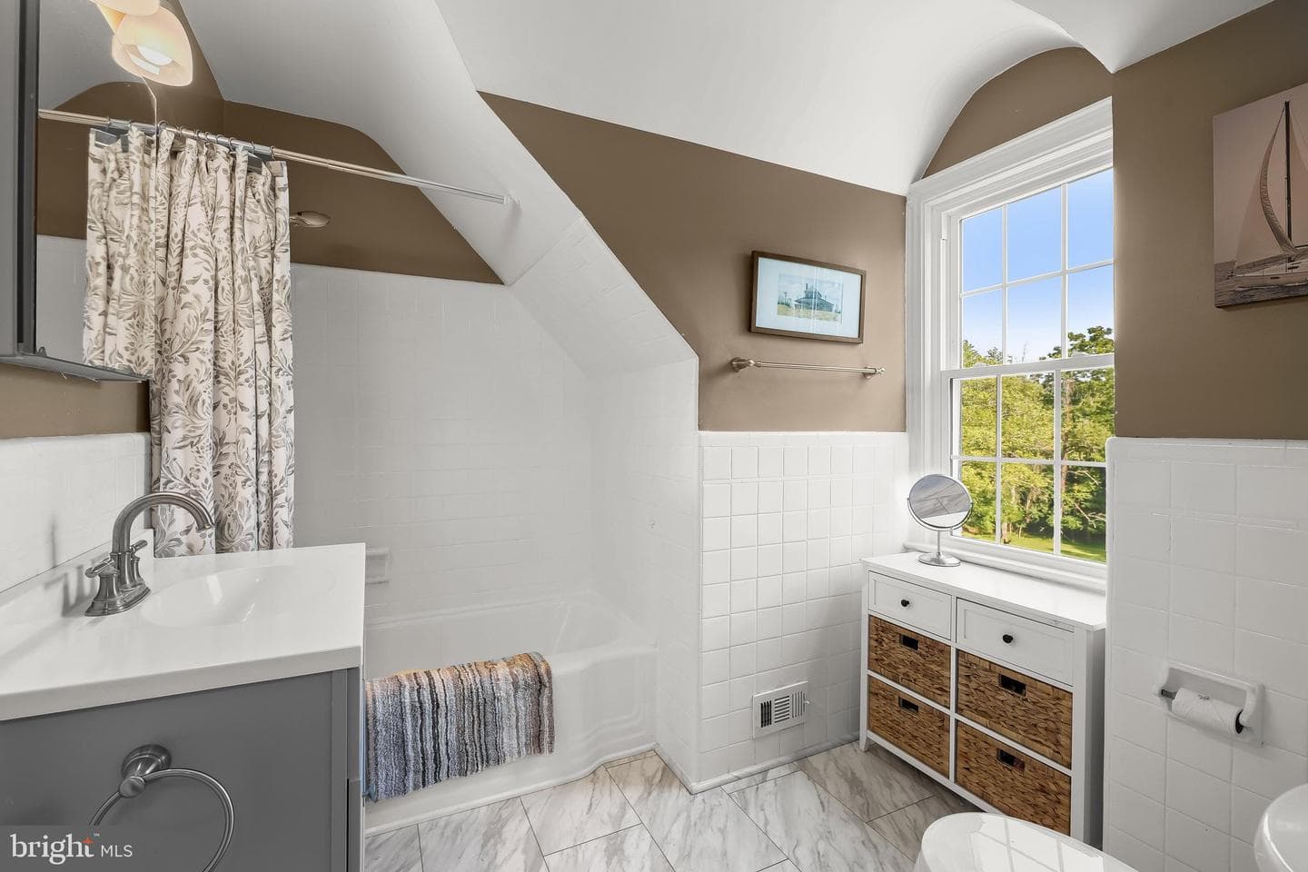 16510 Batchellors Forest Road photo 40