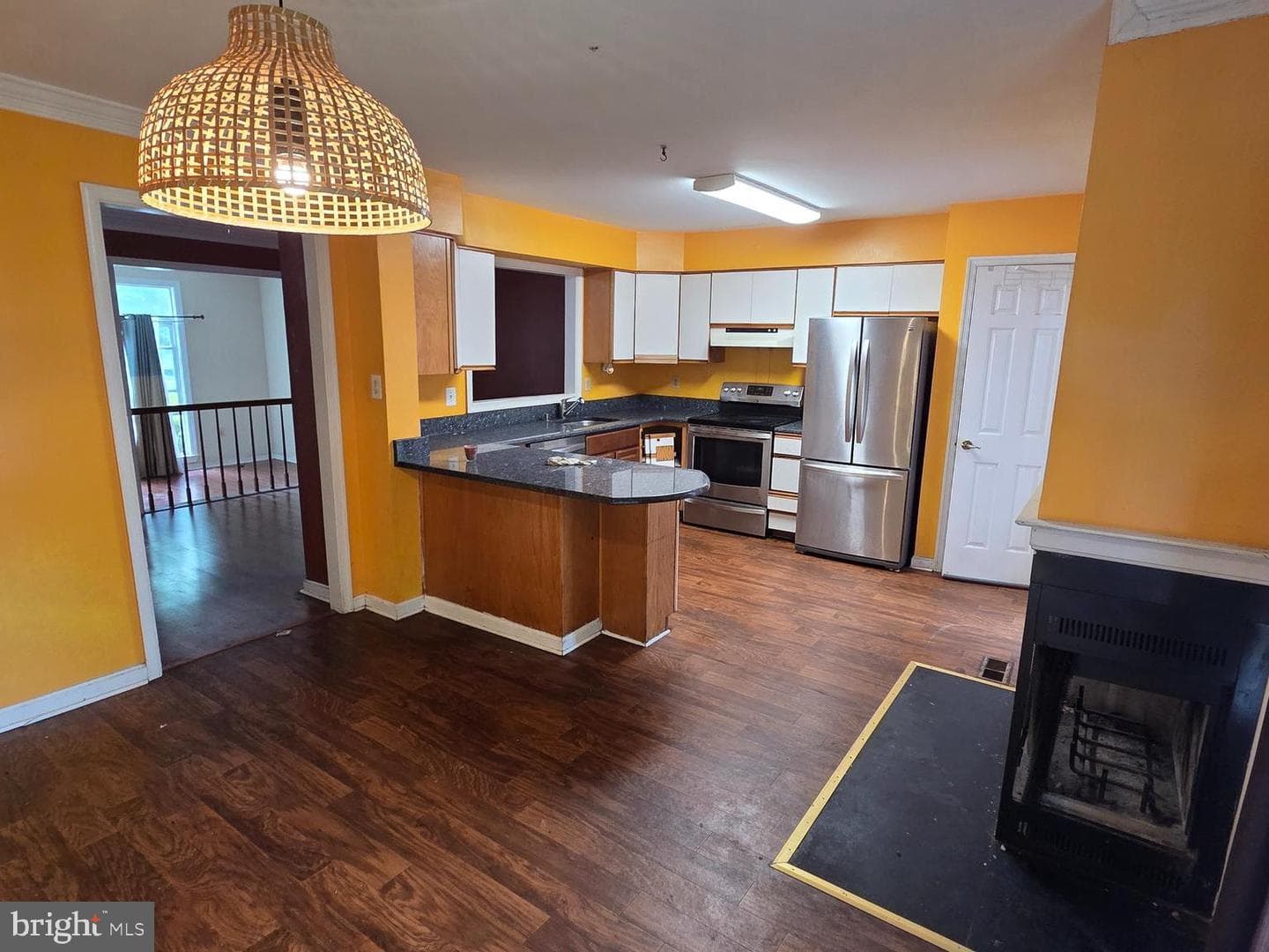1110 Arcola Avenue photo 7