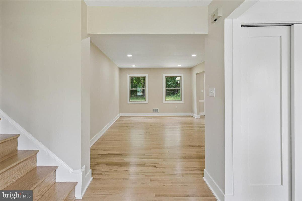8607 Wild Olive Drive photo 3