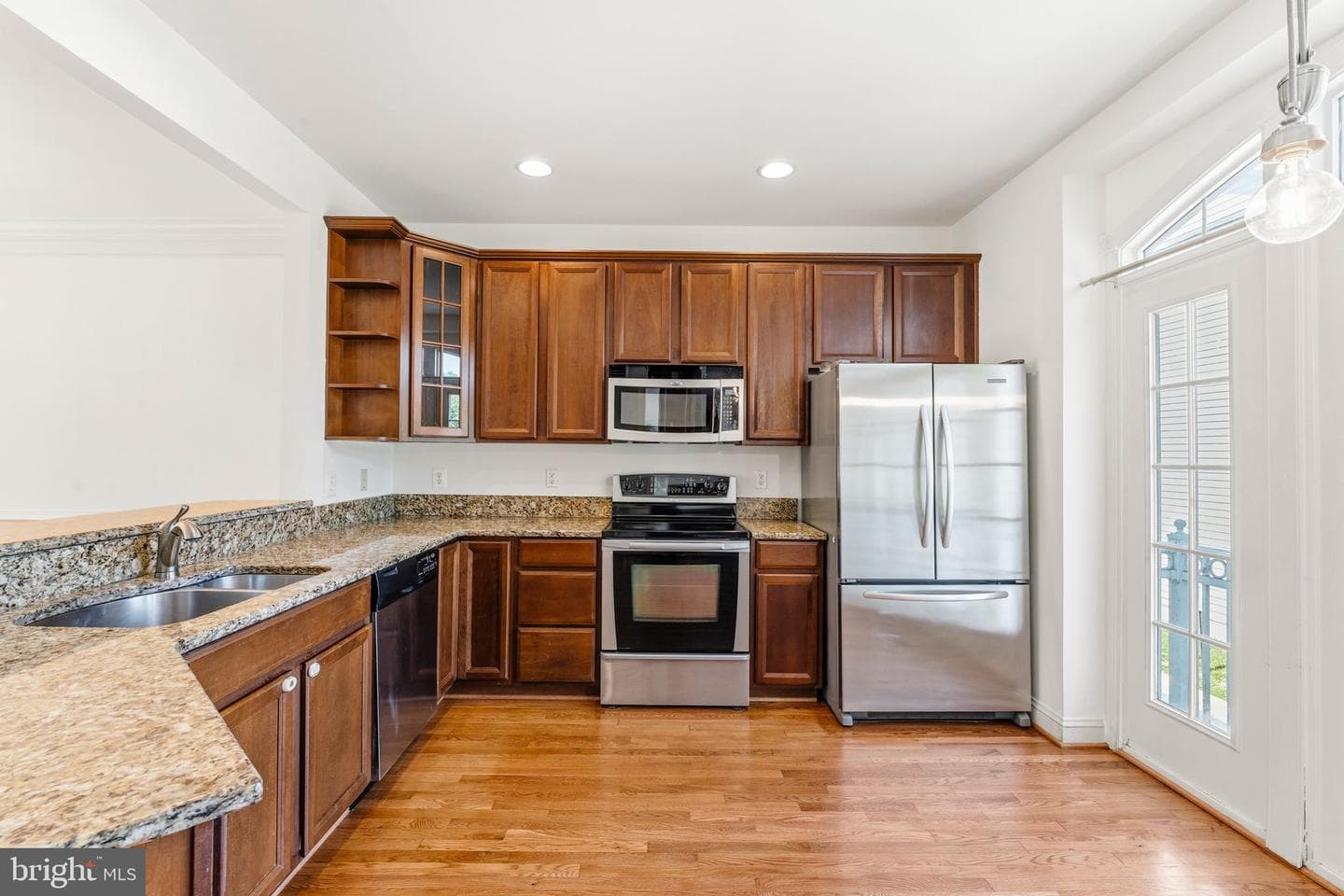 3903 Madison Park Lane photo 9