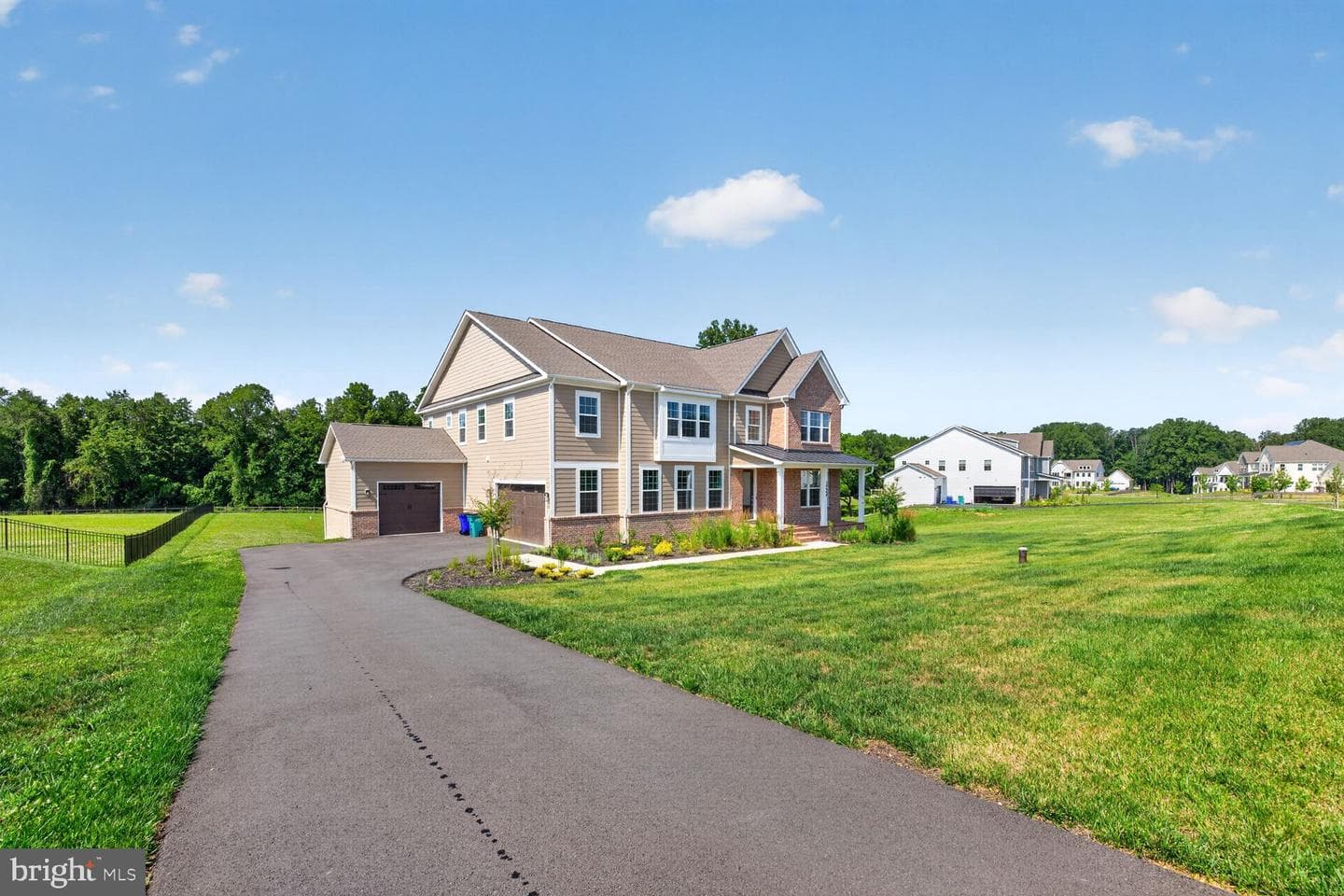 14644 Seneca Farm Ln photo 3