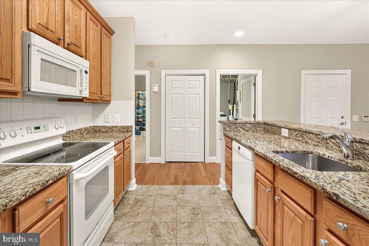 9714 Winery Court #9714 photo 12