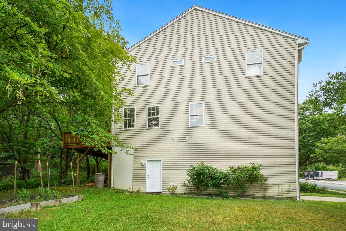 6443 Orchard Avenue photo 32