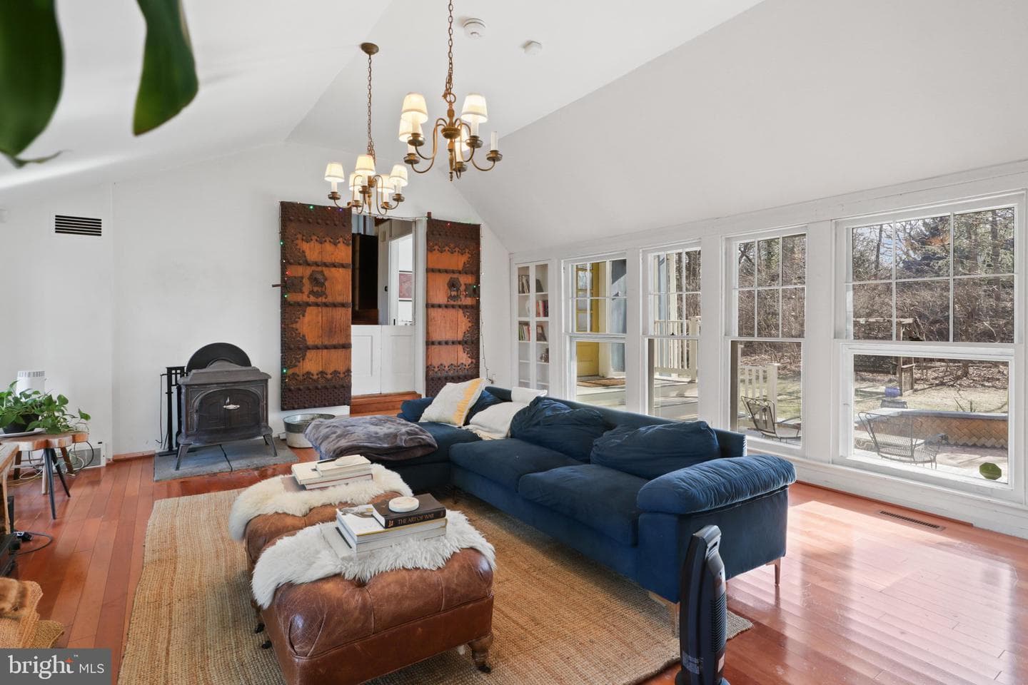 206 Grove Avenue photo 19