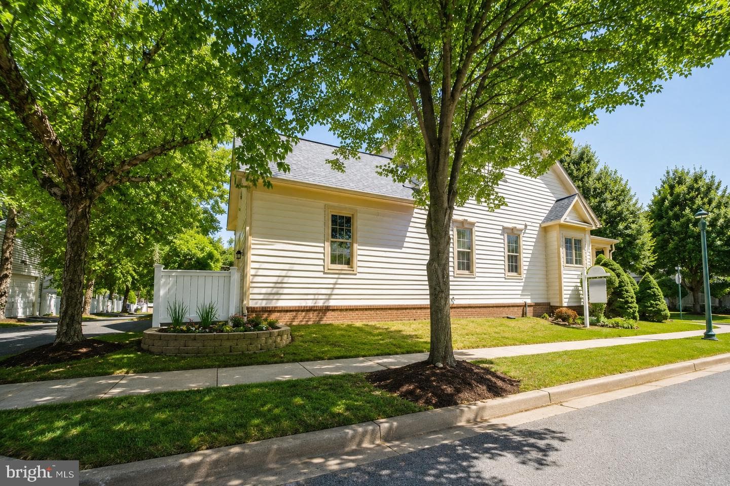 309 Treemont Way photo 4