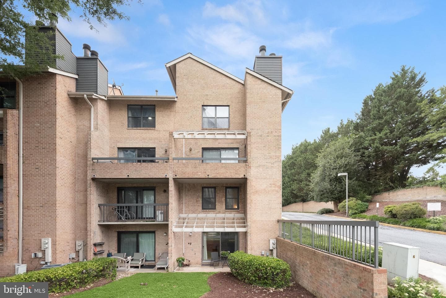 4 Dudley Court photo 24