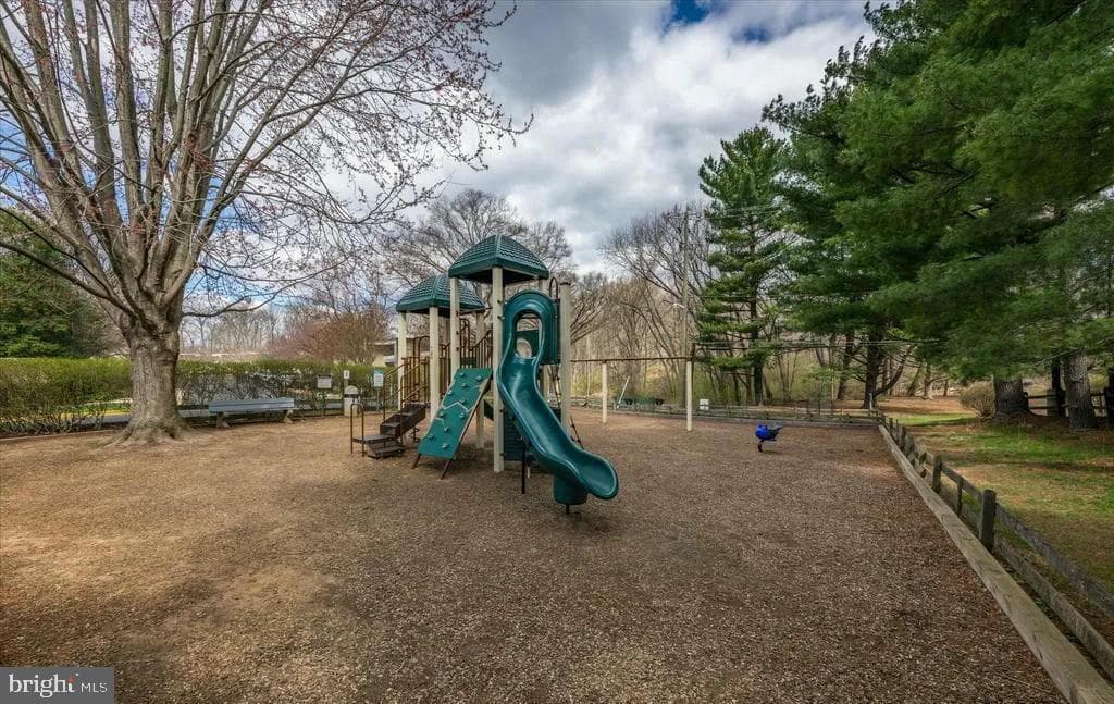 7561 Spring Lake Drive #b2 photo 24