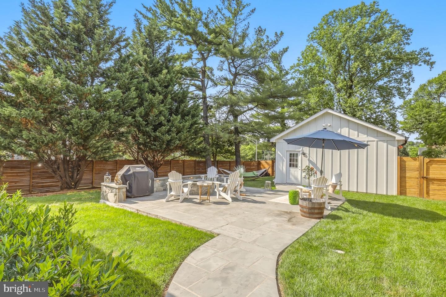 907 Maple Avenue photo 46