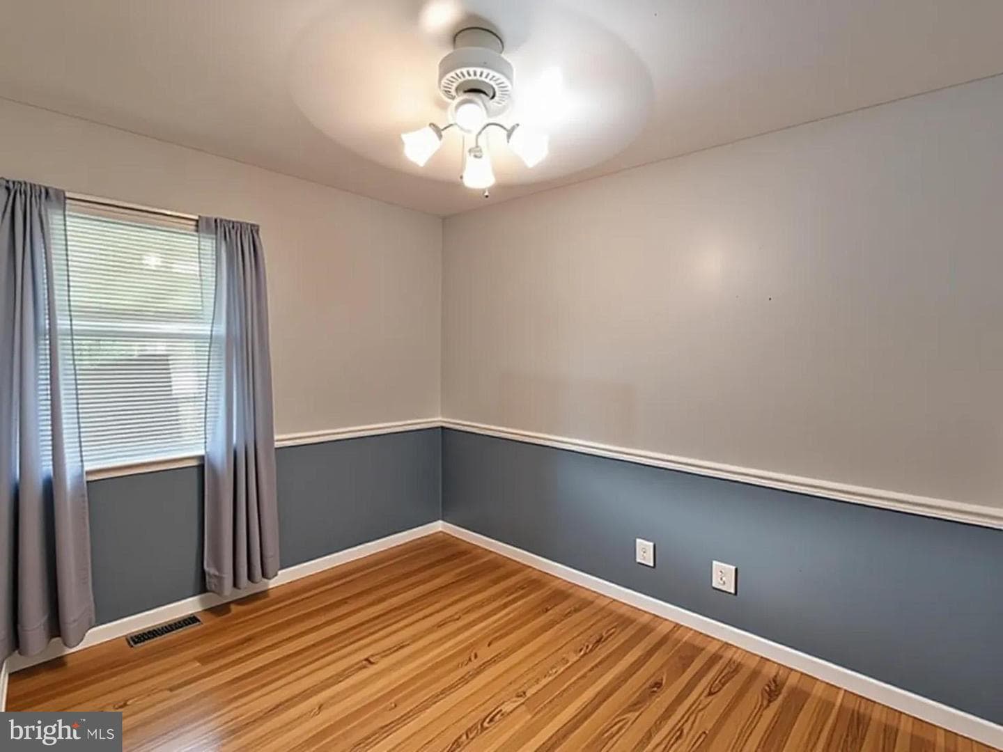1201 Schindler Dr photo 20