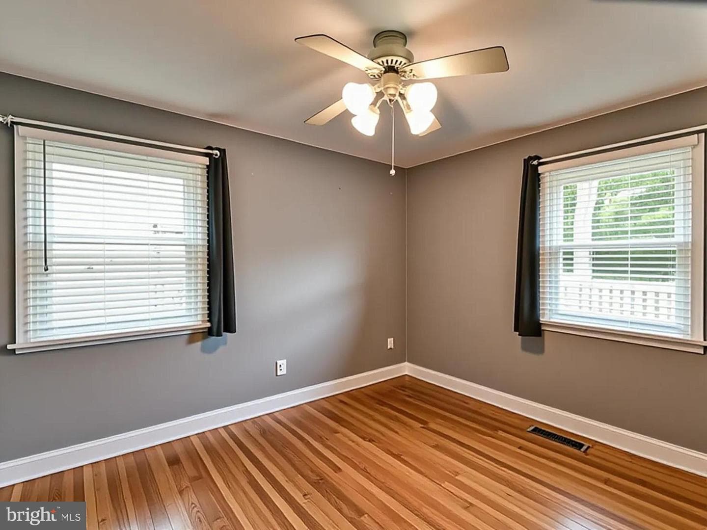 1201 Schindler Dr photo 22