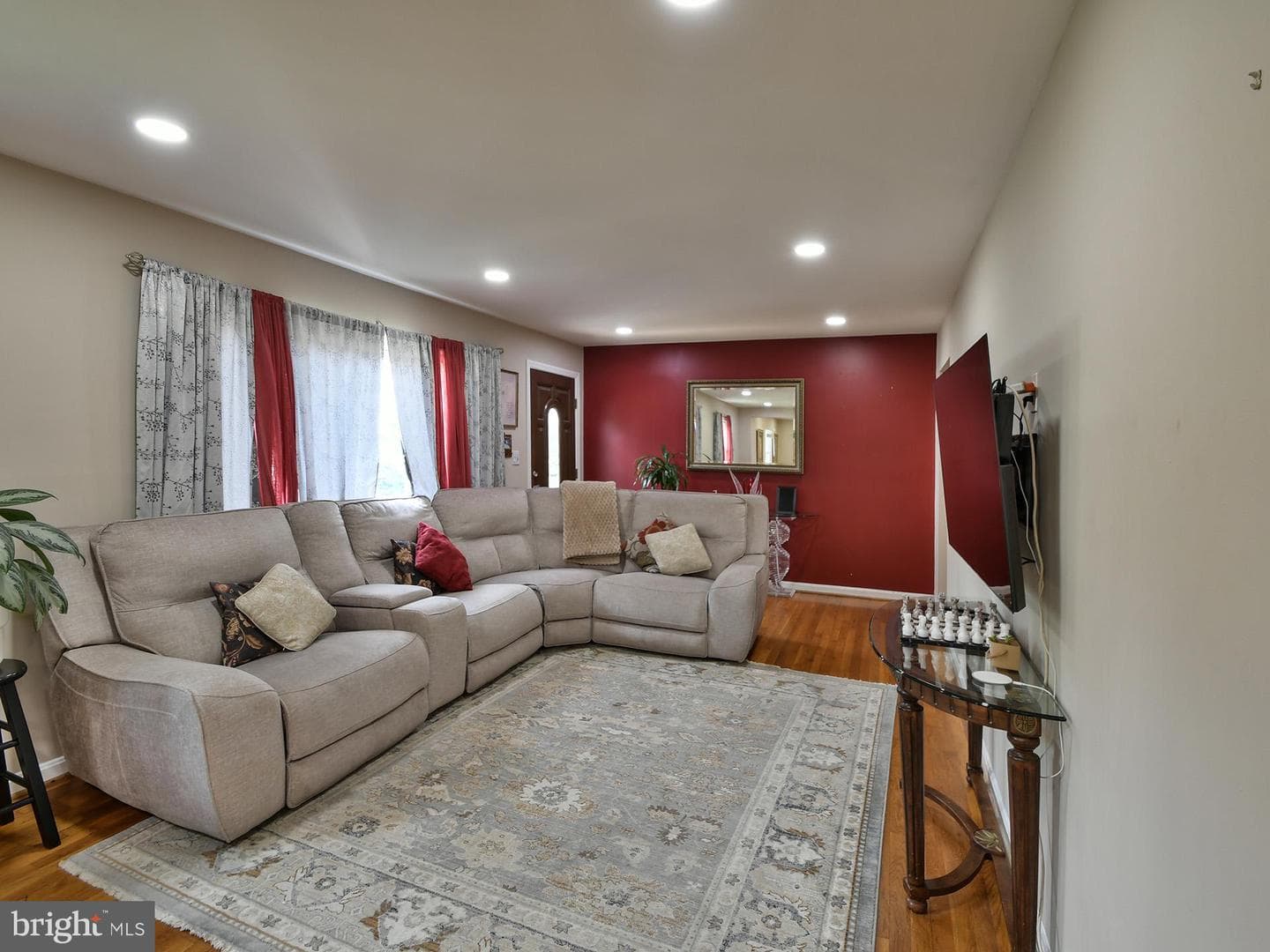 1201 Schindler Dr photo 3