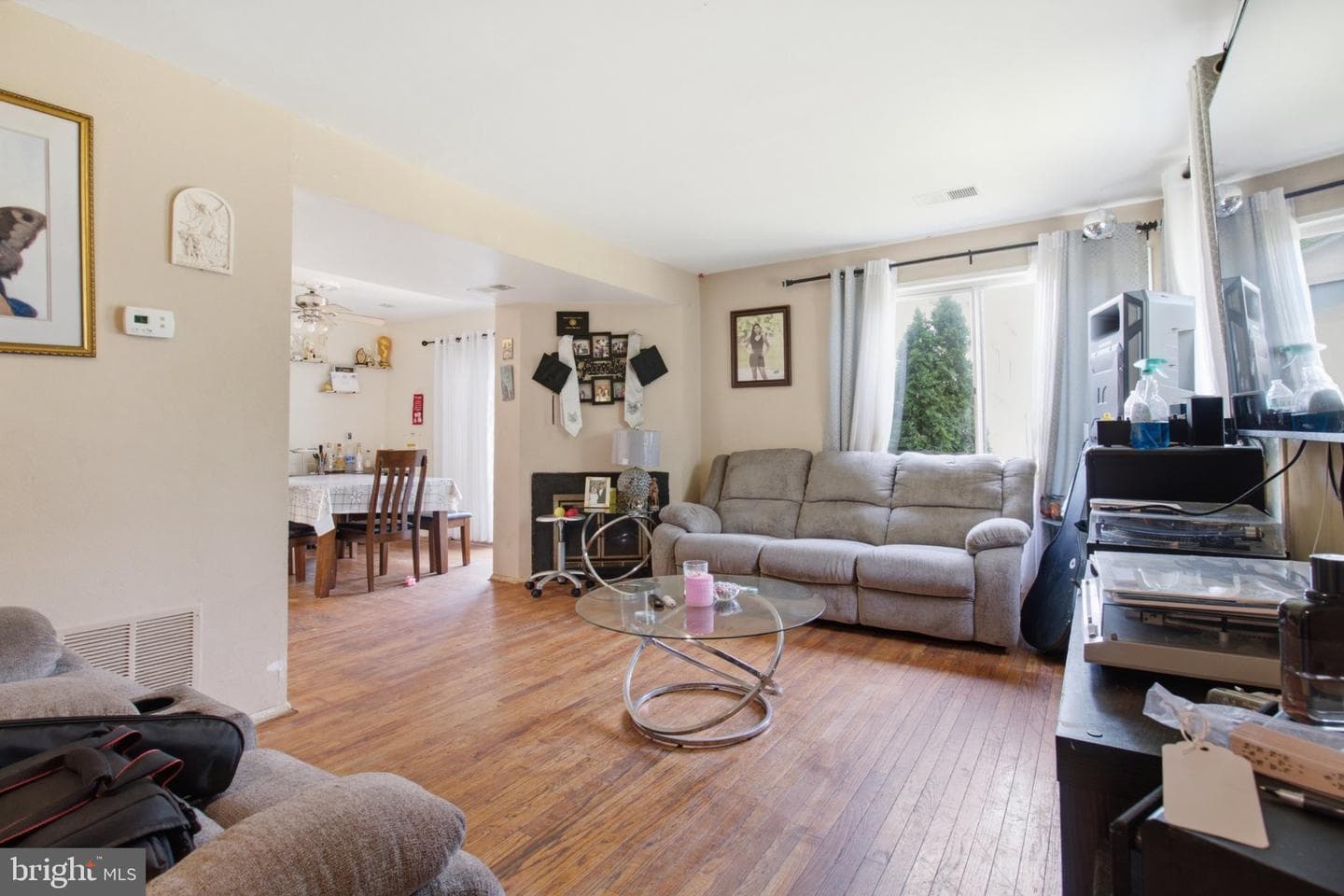18527 Tarragon Way photo 3