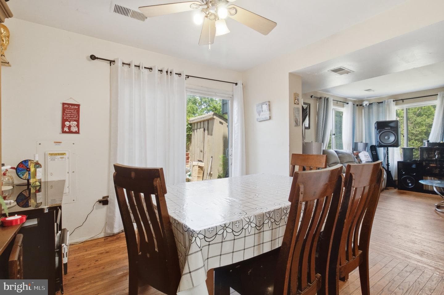 18527 Tarragon Way photo 5