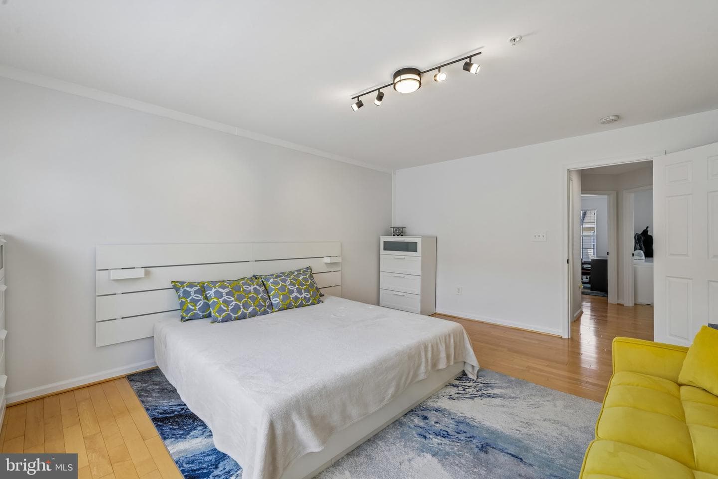 21109 Camomile Court #98 photo 18