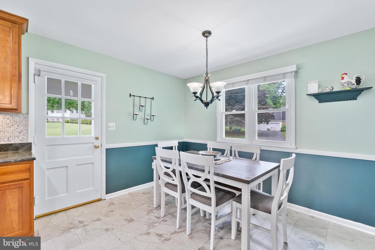 16517 Jilrick St photo 9